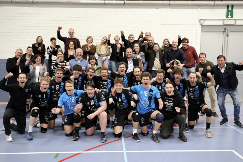 Balti-Kortrijk-Spurs-heren-kampioen